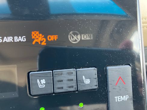 Used 2019 Toyota Avalon Limited w/ Advanced Safety Package image 30