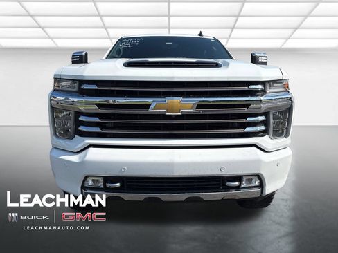 Used 2023 Chevrolet Silverado 2500 High Country w/ Technology Package AWD/4WD image 10