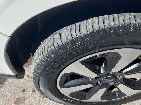 Used 2017 Subaru Forester 2.5i Limited image 23