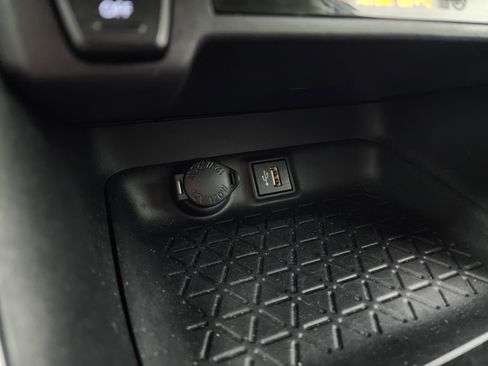 Used 2024 Toyota RAV4 XLE image 48