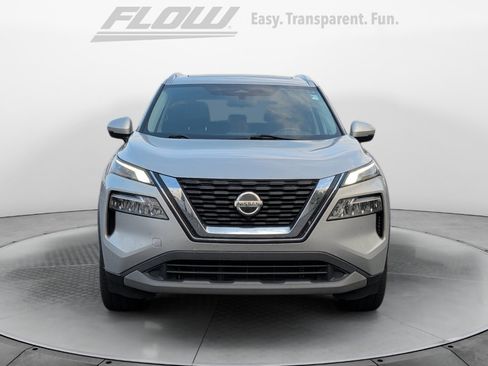 Used 2021 Nissan Rogue SV w/ Premium Package AWD/4WD image 3