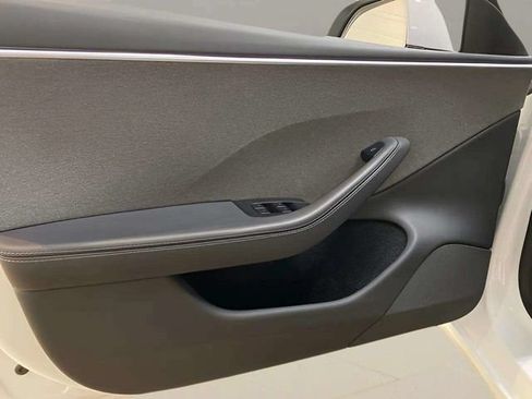 Used 2024 Tesla Model 3 Standard Range RWD image 26