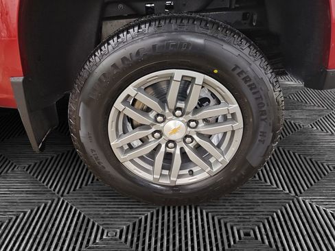 New 2026 Chevrolet Colorado LT image 14