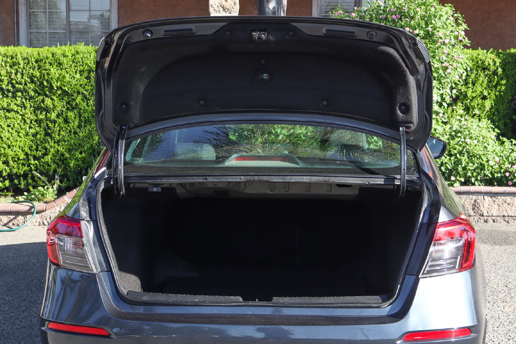 Used 2022 Honda Civic LX image 8