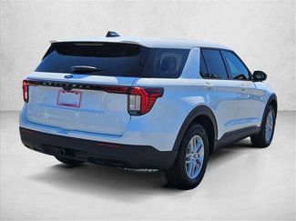 New 2026 Ford Explorer Active RWD video 2