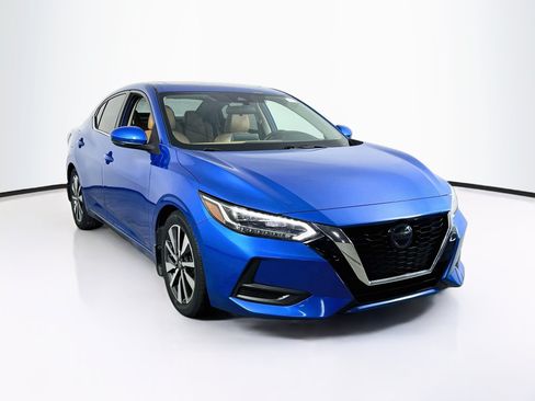 Used 2020 Nissan Sentra SV w/ SV Premium Package FWD image 3