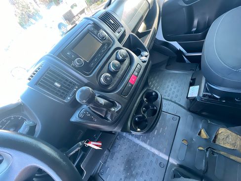 Used 2021 RAM ProMaster 2500 image 24