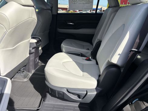New 2026 Toyota Grand Highlander XLE AWD/4WD image 7