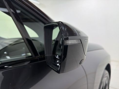 Used 2025 BMW iX xDrive50 w/ Premium Package image 26