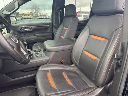 Used 2024 GMC Sierra 1500 AT4 w/ Technology Package image 11