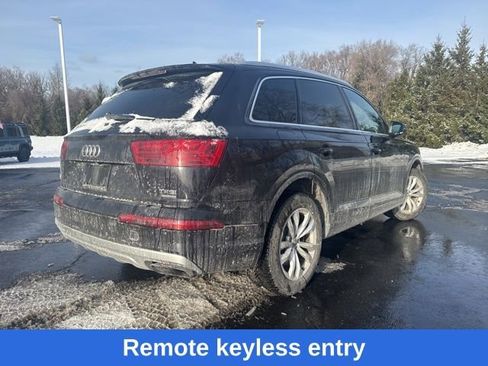 Used 2017 Audi Q7 3.0T Premium Plus image 4