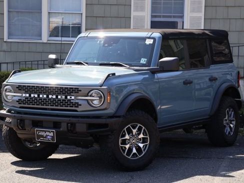 Certified 2021 Ford Bronco Badlands image 1
