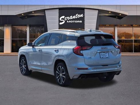 Used 2019 GMC Terrain Denali w/ Advanced Safety Package image 3