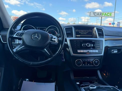 Used 2015 Mercedes-Benz GL 450 GL 450 4MATIC Sport Utility 4D image 29