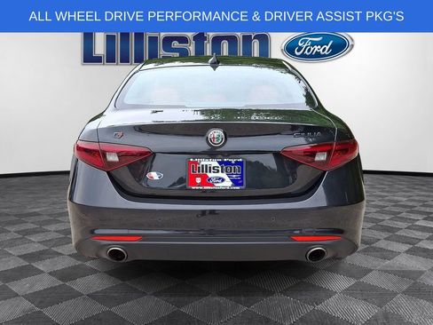 Used 2021 Alfa Romeo Giulia Ti w/ Nero Edizione AWD/4WD image 5