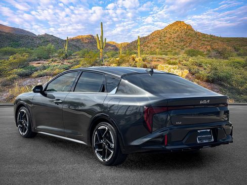 Certified 2025 Kia K4 GT-Line w/ GT-Line Premium Package FWD image 7
