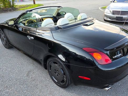 Used 2003 Lexus SC 430 Convertible RWD image 11