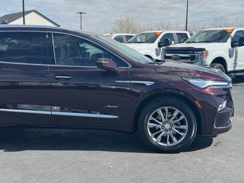 Used 2022 Buick Enclave Avenir w/ Avenir Technology Package AWD/4WD image 4