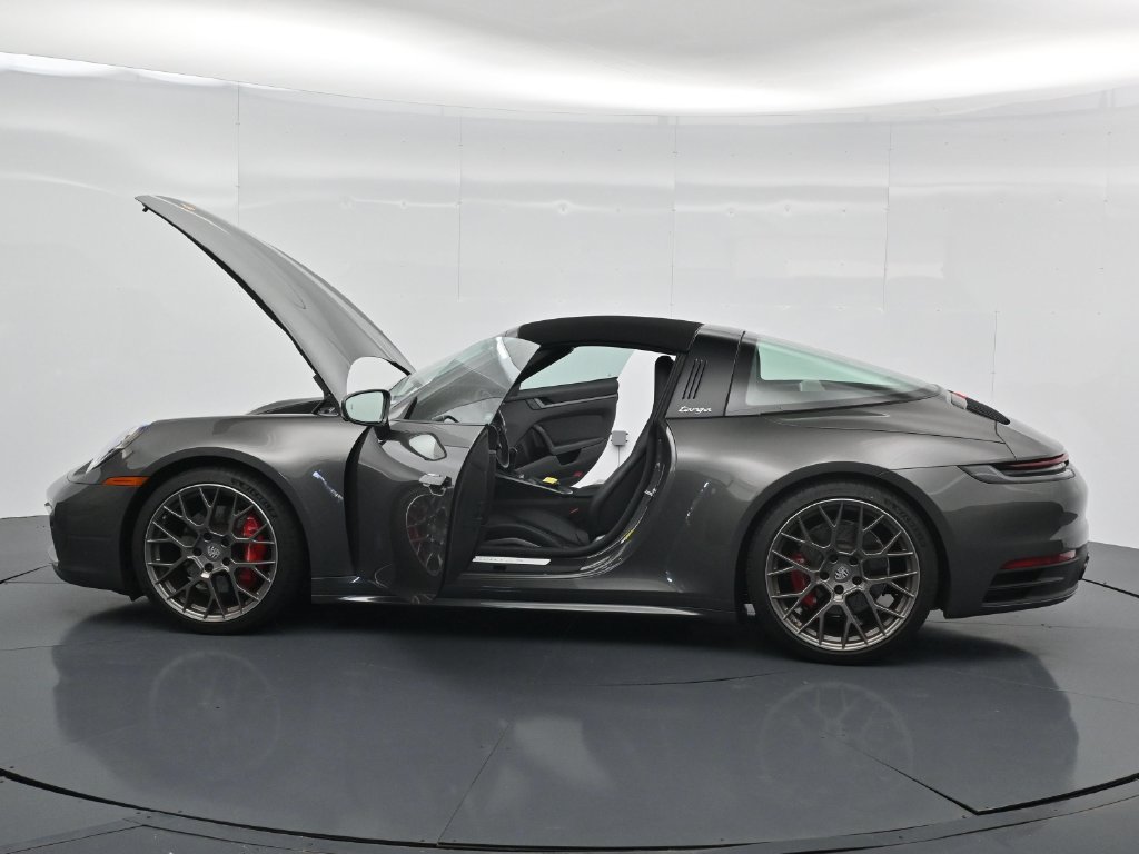 Certified 2023 Porsche 911 Targa 4S AWD/4WD image 19