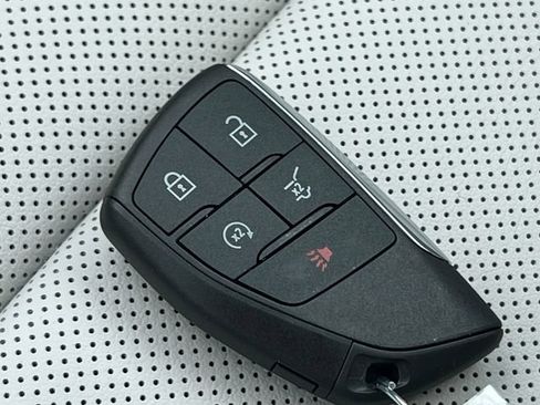 Used 2027 GMC Terrain Denali w/ LPO, Floor Liner Package AWD/4WD image 33
