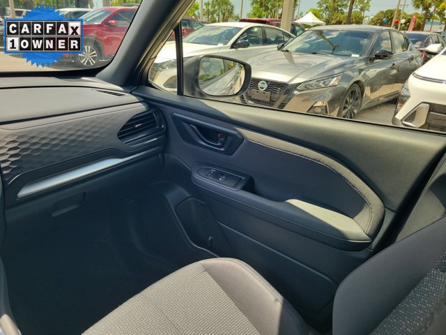 Used 2025 Subaru Forester Premium AWD/4WD image 15