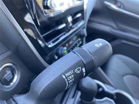Used 2024 Toyota Camry LE image 23