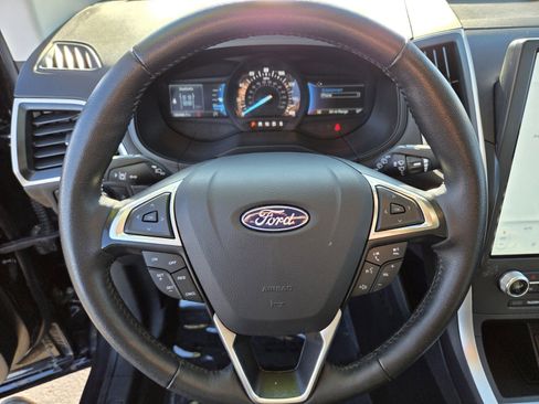 Certified 2024 Ford Edge SEL image 18