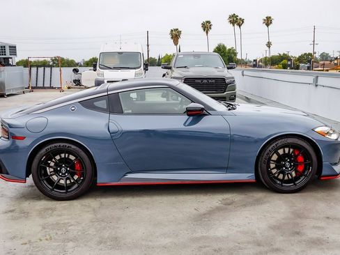 Used 2024 Nissan Z NISMO w/ Floor Mat Package RWD image 13