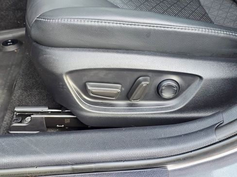 Used 2023 Toyota Camry XSE image 13