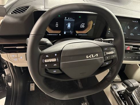 New 2026 Kia Sportage EX AWD/4WD image 16