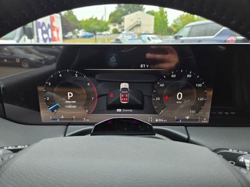 New 2025 Nissan Armada SL w/ Captain's Chari Seat Package image 16