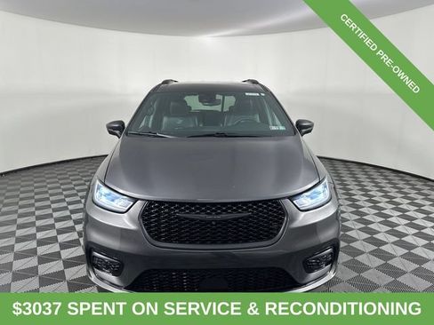 Certified 2023 Chrysler Pacifica Touring-L w/ S Appearance Package AWD/4WD image 2