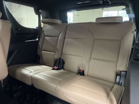 Used 2021 Chevrolet Tahoe Premier AWD/4WD image 24