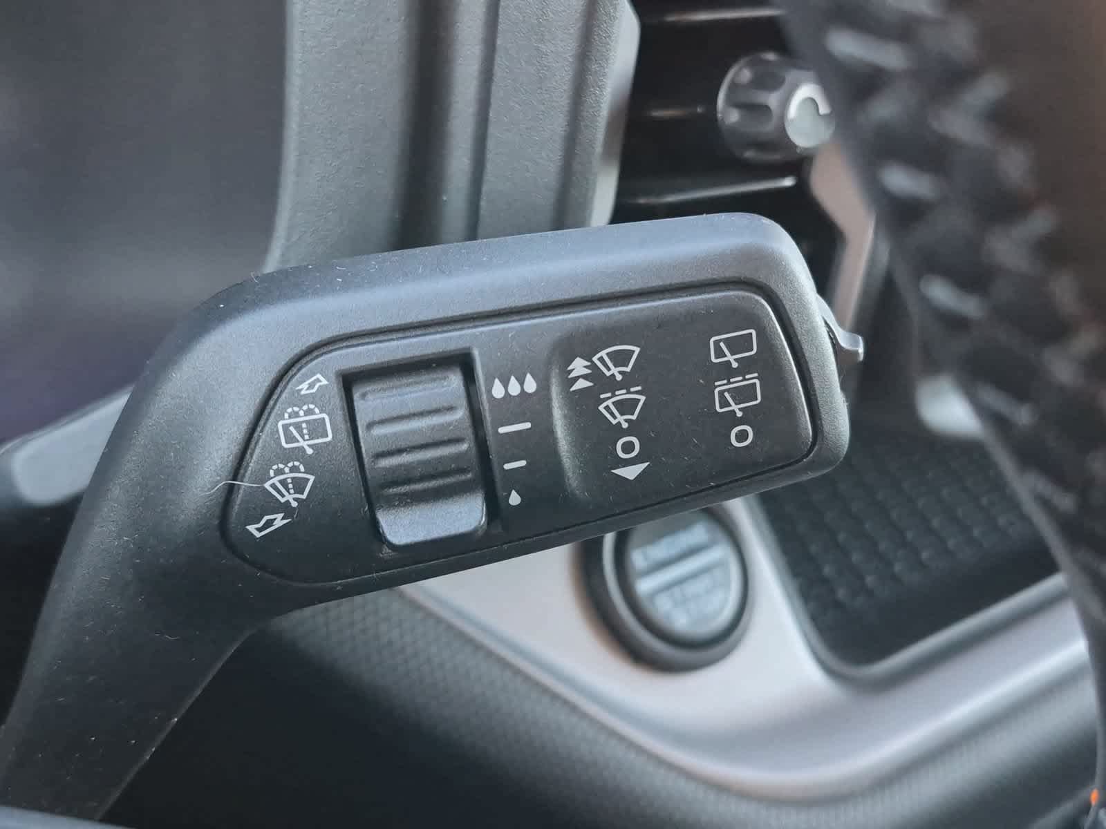 Used 2024 Ford Bronco Sport Big Bend w/ Convenience Package AWD/4WD image 25