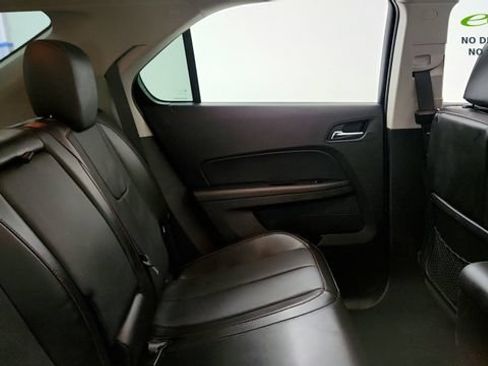 Used 2017 Chevrolet Equinox Premier w/ Enhanced Convenience Package FWD image 37