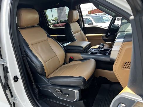 Used 2021 Ford F150 Lariat w/ Equipment Group 502A High AWD/4WD image 22