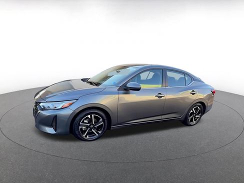 Used 2025 Nissan Sentra SV image 8