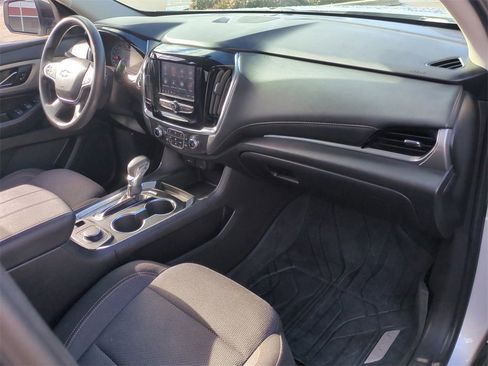 Certified 2021 Chevrolet Traverse LS w/ LPO, Floor Liner Package image 28