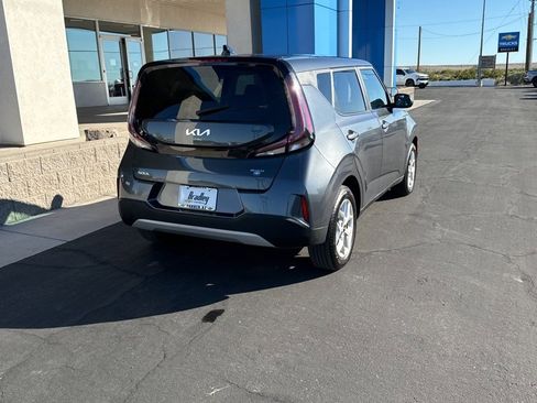 Used 2023 Kia Soul LX w/ Option Group 015 image 7