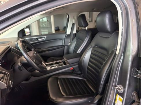 Used 2024 Ford Edge SEL image 19
