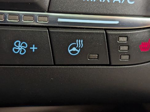 Used 2020 Ford Escape Titanium w/ Titanium Premium Package 2.0 image 39