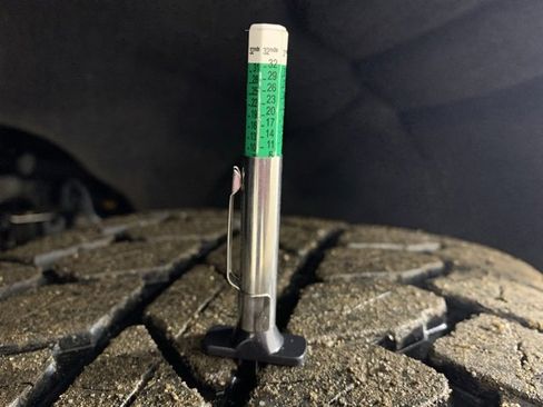 Used 2024 Chevrolet Silverado 1500 LTZ w/ Technology Package image 34