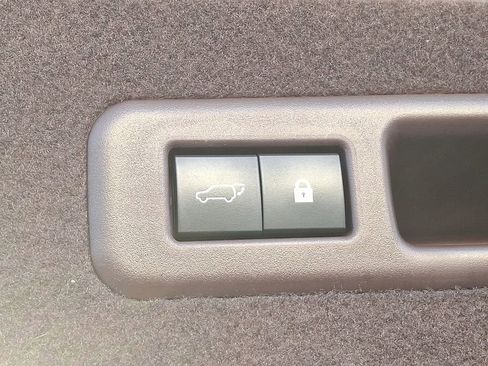 Used 2020 Lexus RX 350L Premium image 31