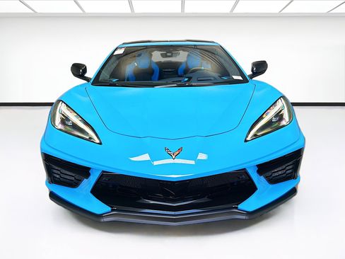 Used 2021 Chevrolet Corvette Stingray Premium Cpe w/ Z51 Performance Package RWD image 2