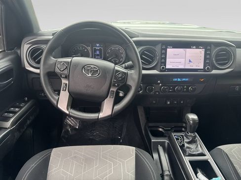 Used 2023 Toyota Tacoma TRD Sport w/ Black Out Package (TMS) AWD/4WD image 17