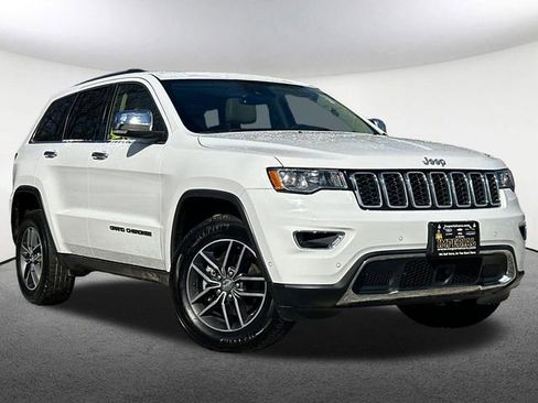 Used 2018 Jeep Grand Cherokee Limited image 2