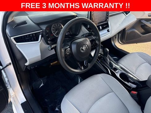 Used 2022 Toyota Corolla LE FWD image 26