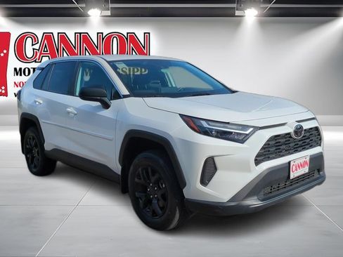 Used 2023 Toyota RAV4 LE FWD image 3