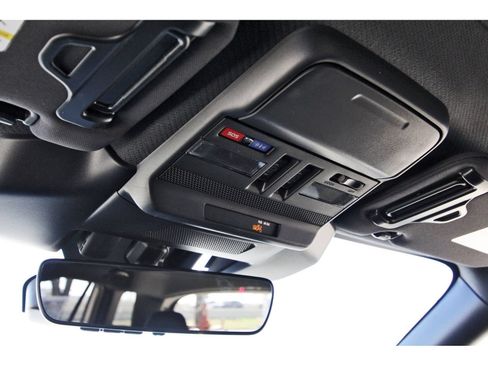 New 2026 Subaru Outback Limited AWD/4WD image 18