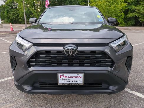 Used 2025 Toyota RAV4 LE FWD image 9